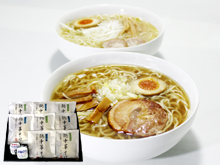 鶏スープと磯のりが相性抜群♪比内地鶏鶏中華そばセット 化粧箱入 醤油・塩各4食セット 鶏スープと磯のりが相性抜群♪比内地鶏鶏中華そばセット 化粧箱入 醤油・塩各4食セット